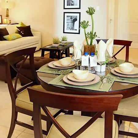 Crosswinds Resort Suites Tagaytay City Room photo