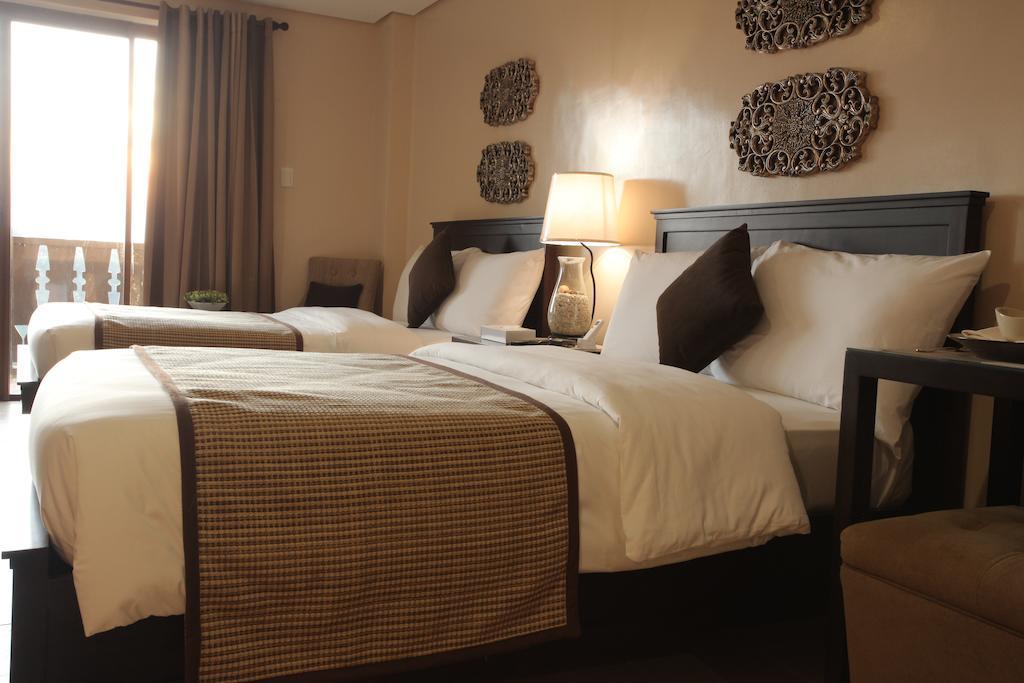 Aparthotel Crosswinds Tagaytay City