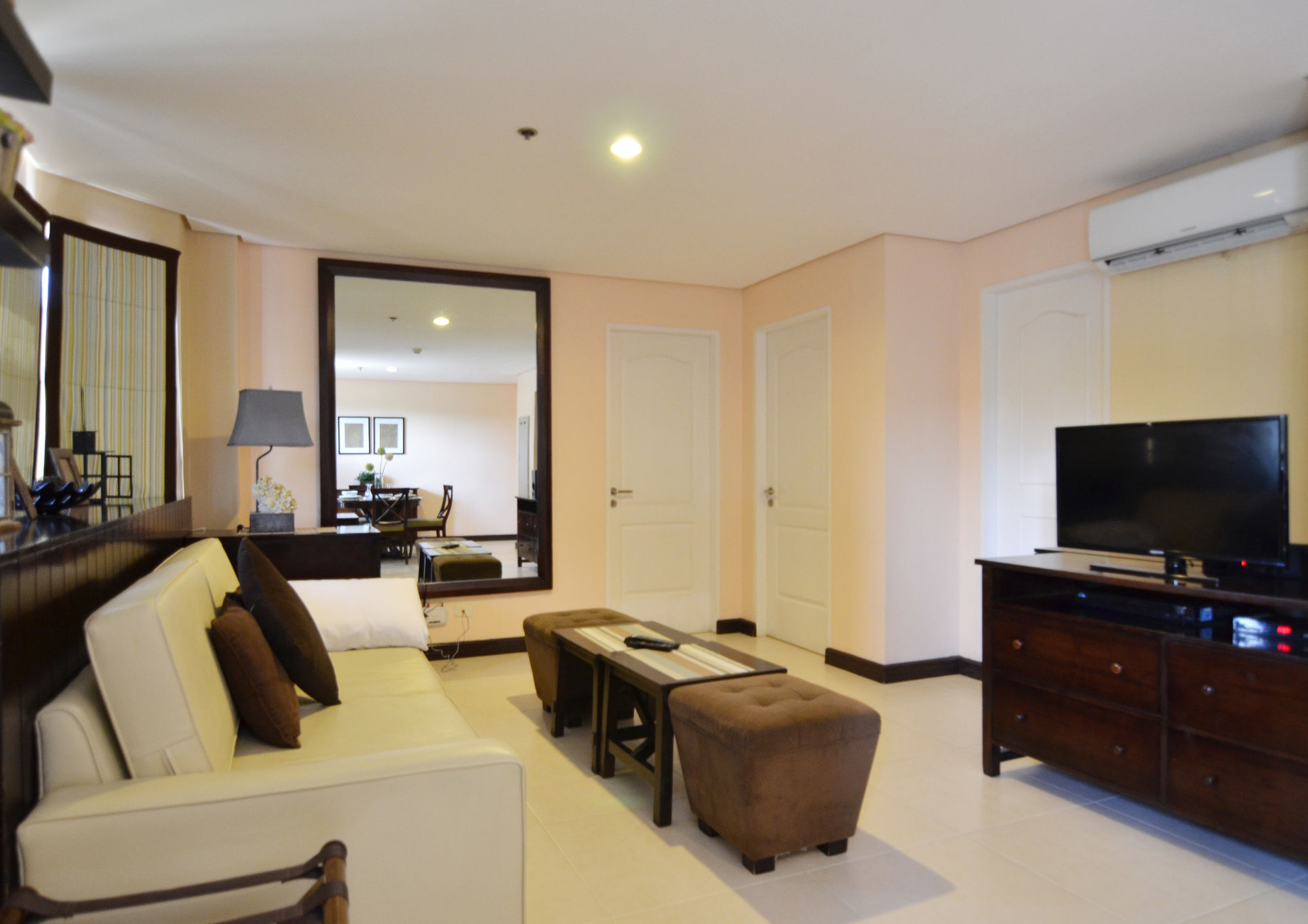 Crosswinds Aparthotel 3*