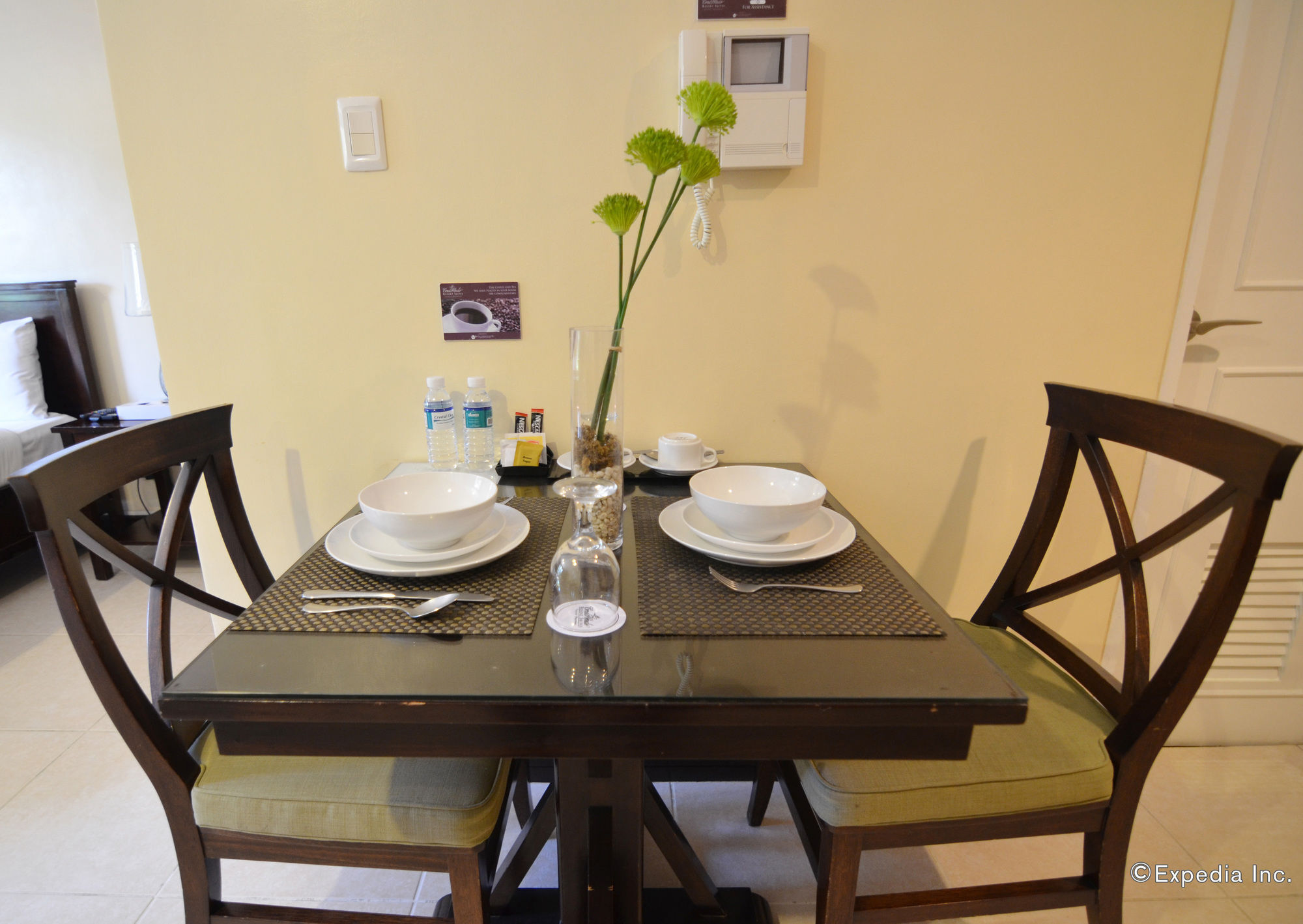 Aparthotel Crosswinds Tagaytay City